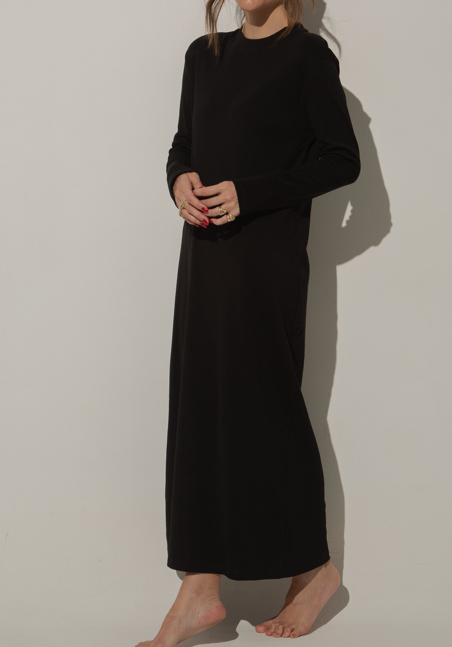
                  
                    T-SHIRT DRESS BLACK
                  
                