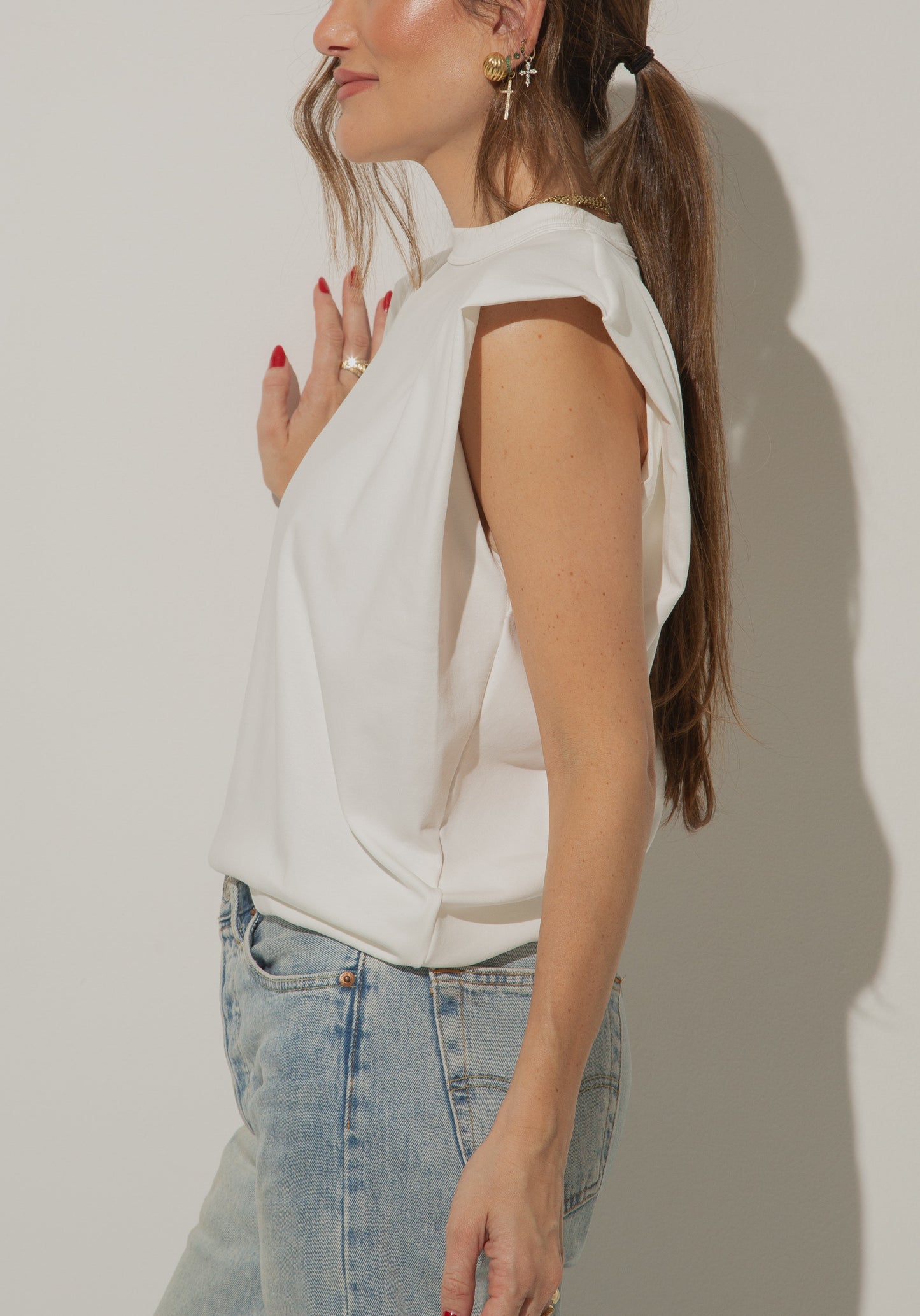 
                  
                    ALEX TOP IVORY
                  
                