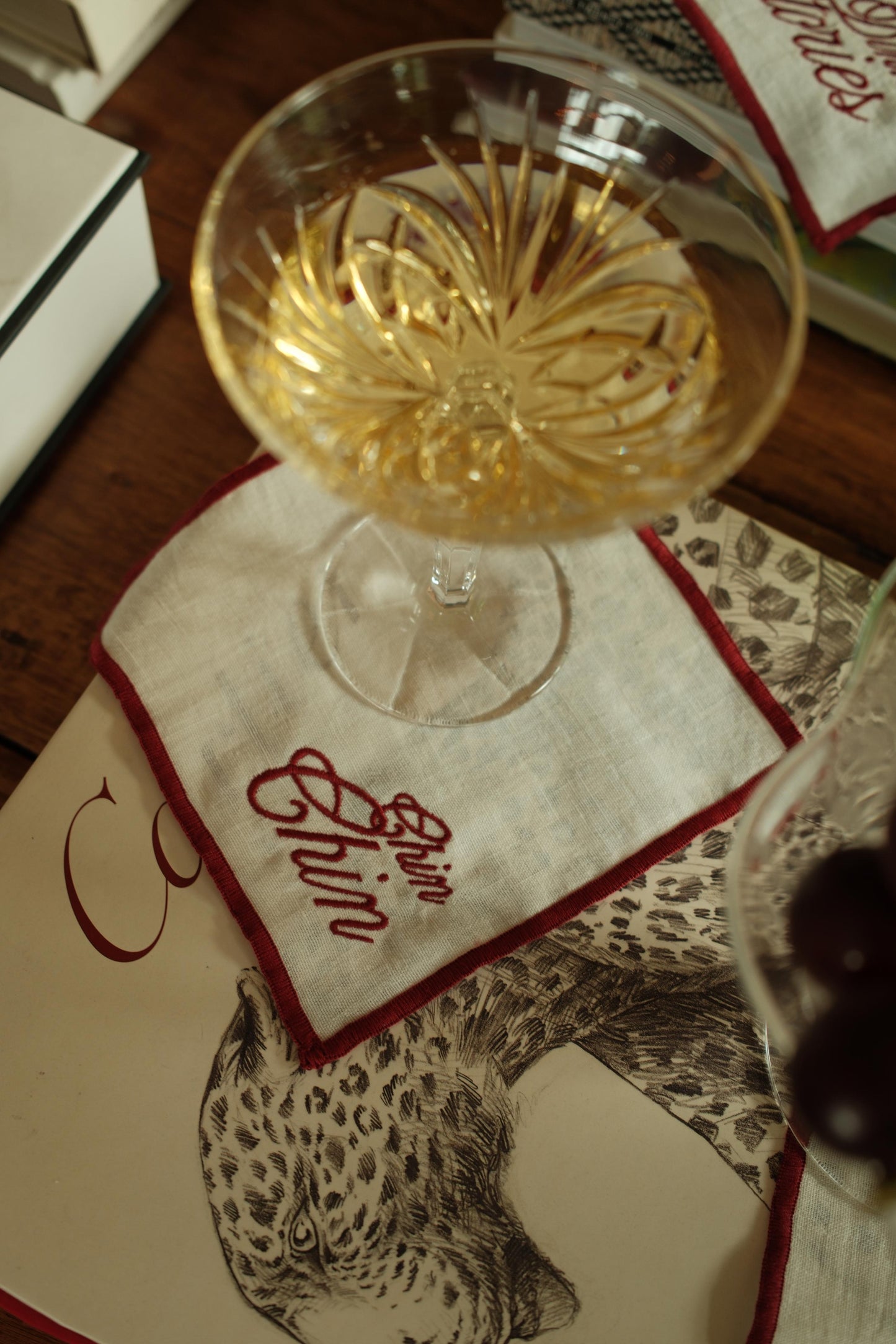 
                  
                    DINNER STORIES (SERVILLETAS COCTEL X 4 )
                  
                