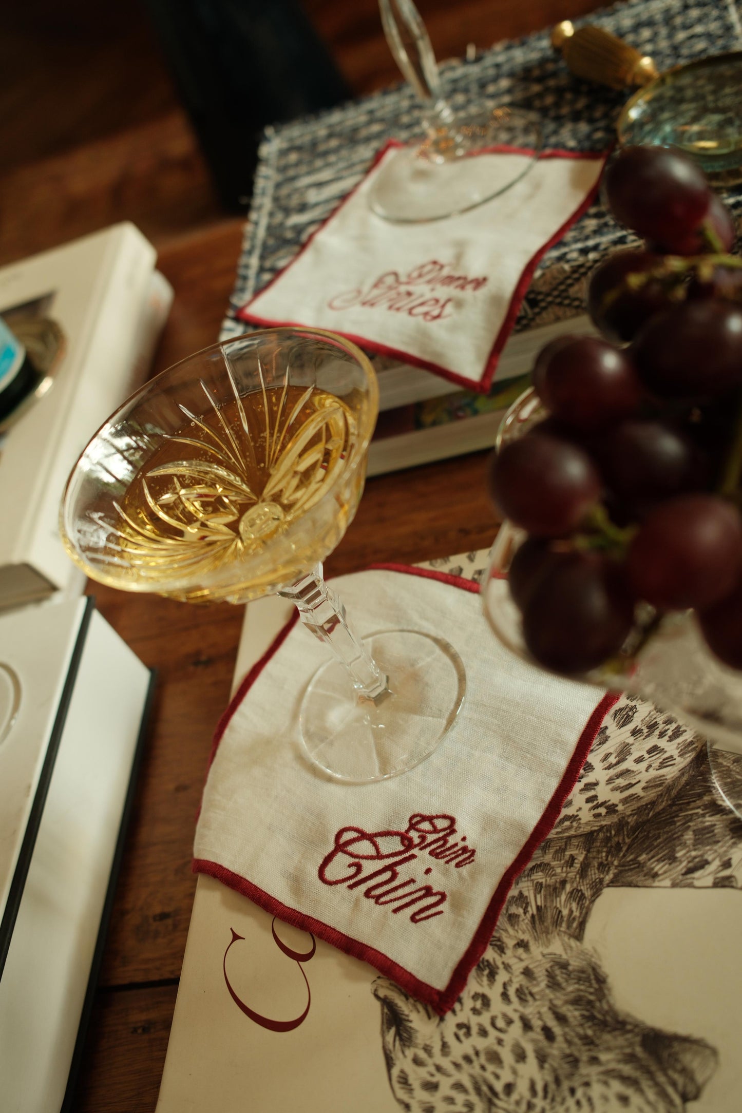 
                  
                    DINNER STORIES (SERVILLETAS COCTEL X 4 )
                  
                